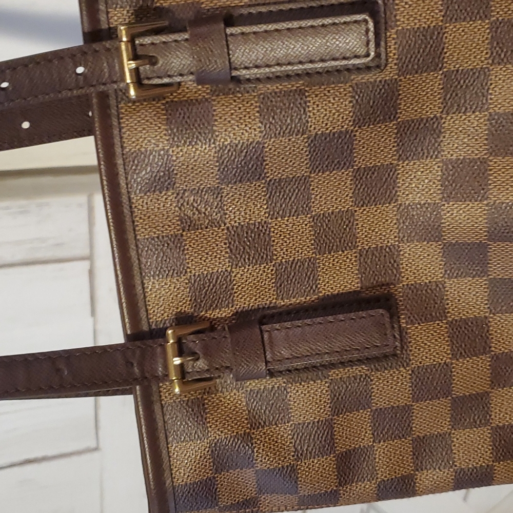 Authentic louis vuitton demier bucket bag in excellent condition!! - Picture 13 of 13